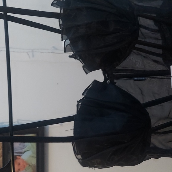 Pretty Little Things Bodycon she'll detail black dress - Picture 7 of 8